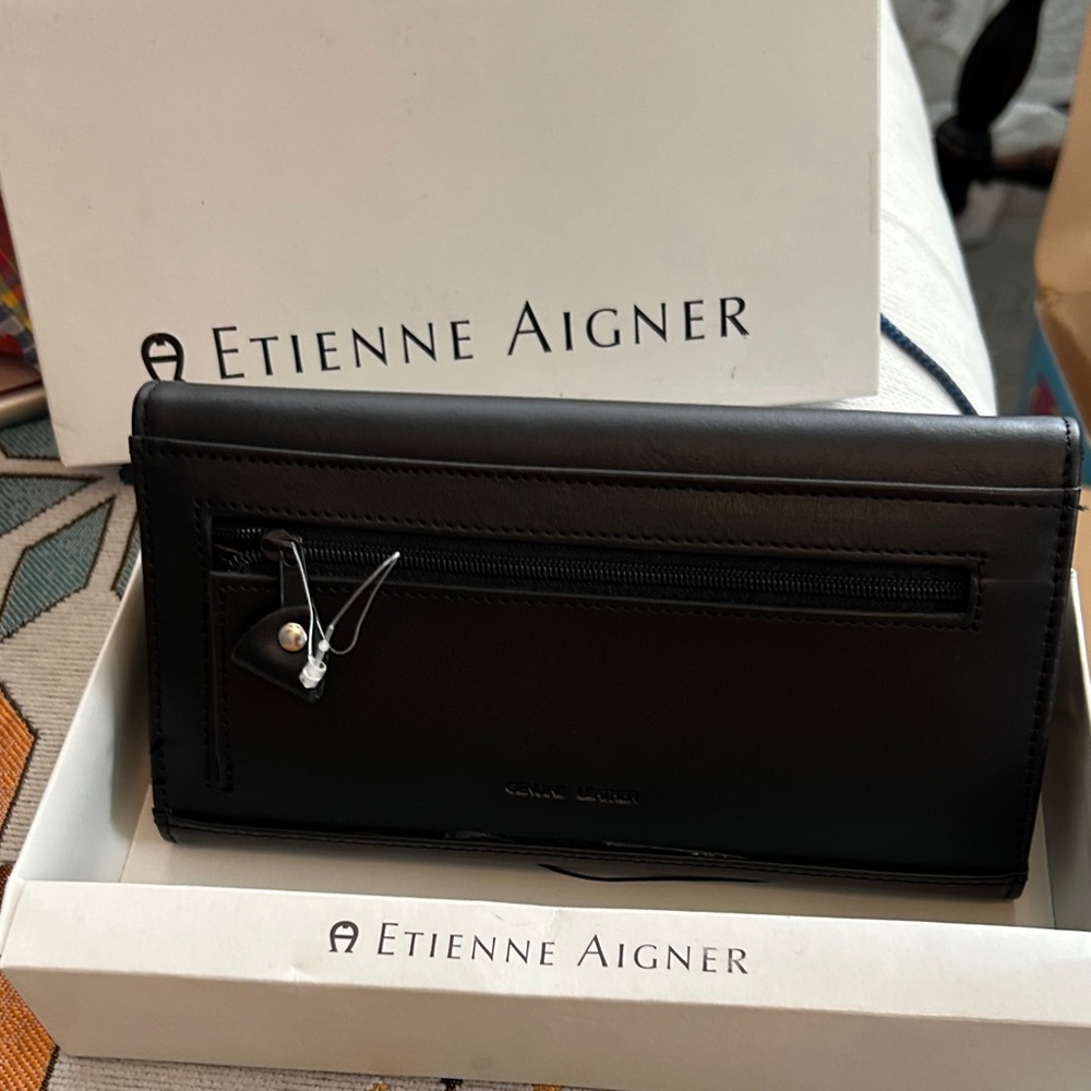 Etienne Aigner Black Leather Wallet - Picture 2 of 5
